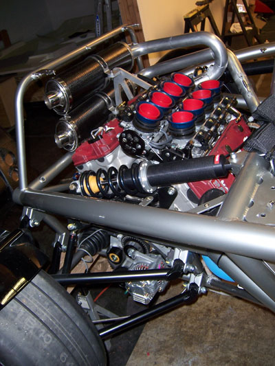 V8 мотоцикл Хаябуса